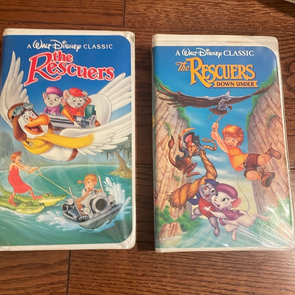 Set of 2 Disney VHS The Rescuers/ The Rescuers Down Under